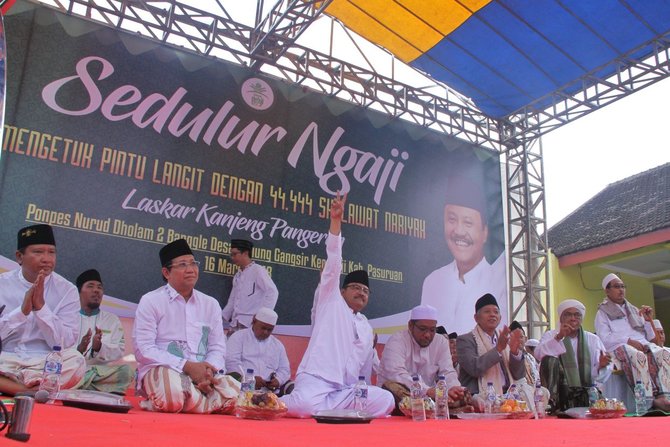 gus ipul hadiri ngaji bareng muslimat se pasuruan