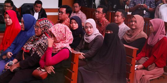 13 Mantan karyawan bersaksi di sidang kasus First Travel