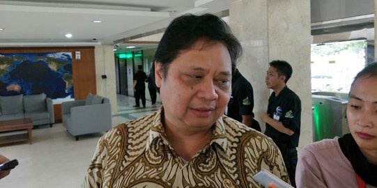 Siang ini, Ketum Golkar berkunjung ke rumah dinas Zulkifli Hasan