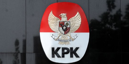 KPK bawa sejumlah dokumen dari kantor DPRD Bengkalis dan Dinas PU