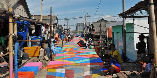 Cerita dari para penghuni Kampung Pelangi