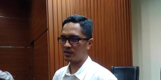 Dalami kasus suap Rp 30 juta, KPK periksa Ketua Hakim PN Tangerang