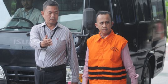 Pemeriksaan perdana Pengacara Agus Wiratno usai terjaring OTT