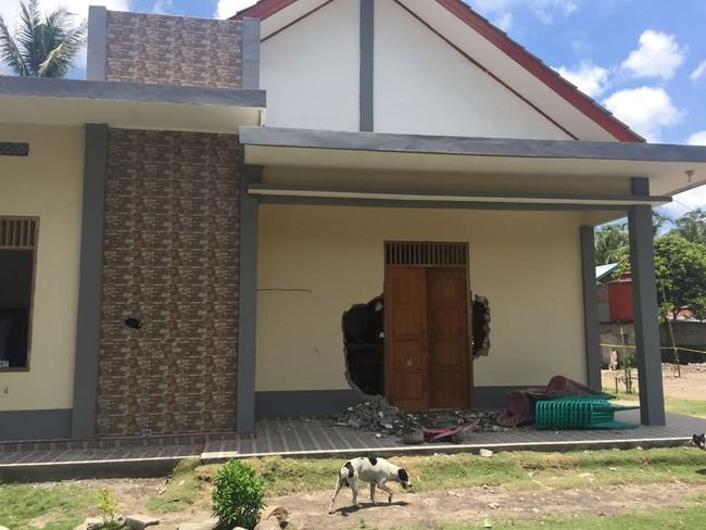 rumah ibadah kristiani dirusak warga