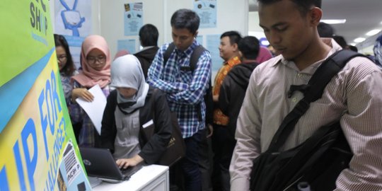 Ratusan pencari kerja padati pameran Jobs Carrer di Senayan