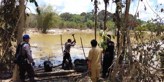 Polisi gerebek tambang emas ilegal di Kalbar, pelaku kabur