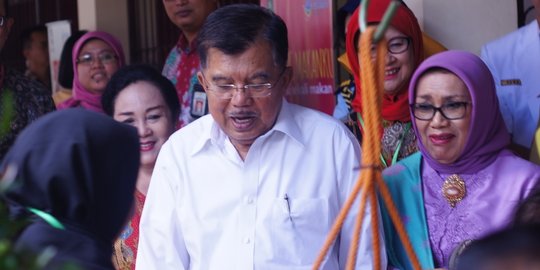 Wapres JK sebut Amien Rais vs Luhut nanti ujungnya damai