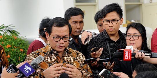 Pramono Anung bantah terima uang dari Setya Novanto