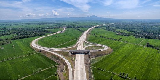 Ini hitung-hitungan pemerintah untuk turunkan tarif tol sesuai permintaan Jokowi