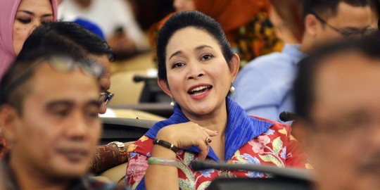 Titiek Soeharto sarankan Amien Rais dan Luhut bertemu