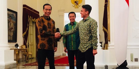 Jokowi minta Eggy Maulana terus mengasah talenta