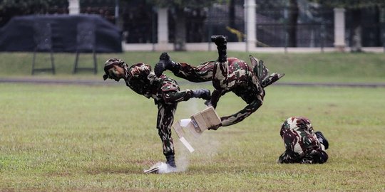 Melihat ketangguhan prajurit Kopassus saat bela diri