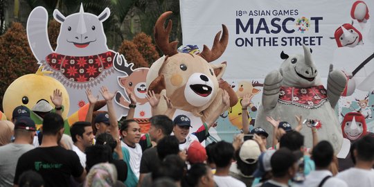 Maskot lucu Asian Games 2018 sapa pengunjung Car Free Day