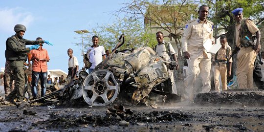 Tiga orang tewas dalam bom mobil di dekat parlemen Somalia