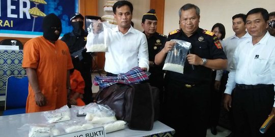 Bawa 2 kilo kokain di Bandara Ngurah Rai, Nyoman Arnaya mengaku diupah USD 3.000