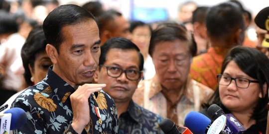 Luncurkan perizinan online, Jokowi kumpulkan fasilitas kepabeanan