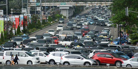 BPTJ sebut wacana mobil bayar masuk Jakarta agar orang beralih ke angkutan umum