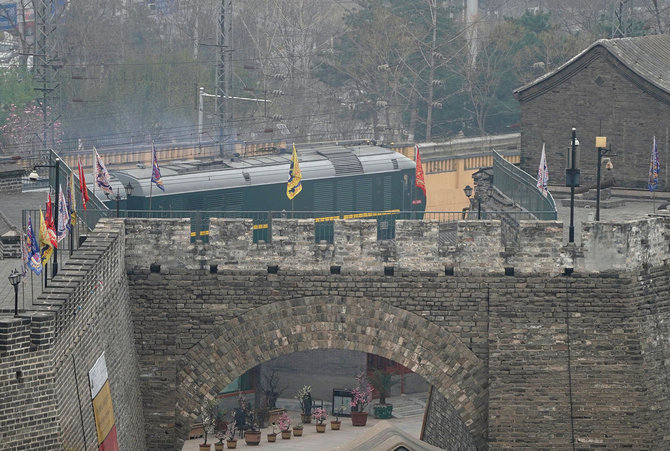 kereta delegasi korea utara di beijing