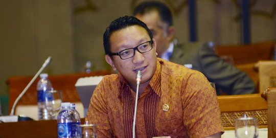 Aryo Djojohadikusumo: Dengan segala hormat pemerintah, keluhan rakyat itu soal gizi