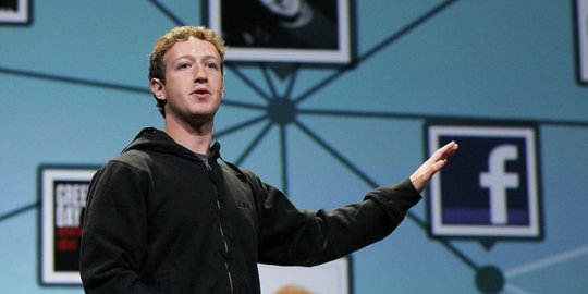 Bocornya data facebook dan diam Zuckerberg yang berakibat fatal