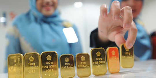 Hari ini, harga emas merosot Rp 4.000 menjadi Rp 647.000 per gram