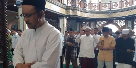 Gus Ipul didaulat jadi imam salat Jumat