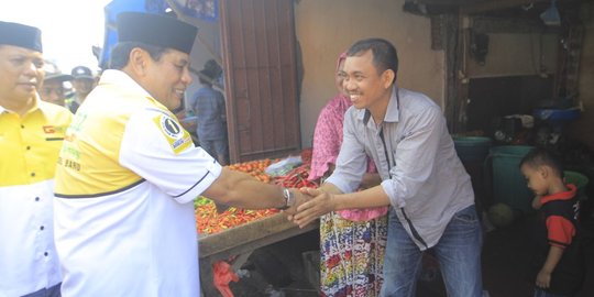 Pedagang Pasar Pangkajene yakin ekonomi Sulsel lebih baik jika dipimpin NH-Aziz