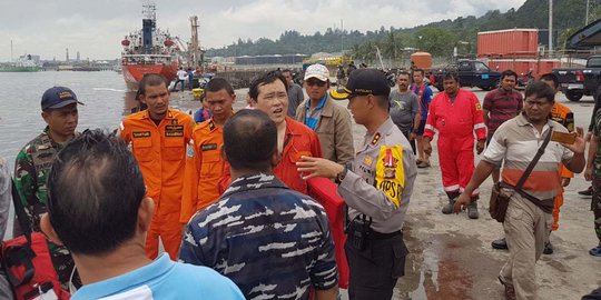 20 WNA Tiongkok dievakuasi usai LCT terbakar di laut Balikpapan