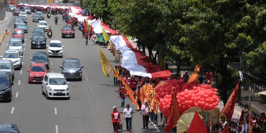 Rayakan Paskah, umat Kristiani kirab di Jalan Thamrin