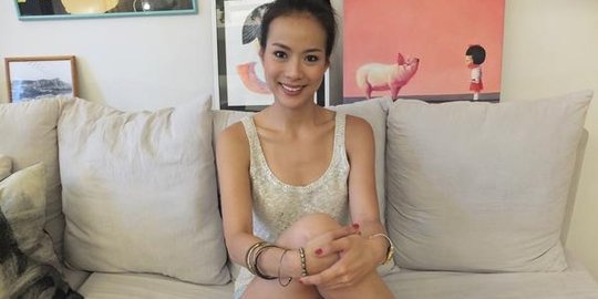 10 pembaca berita paling hot di dunia, dari indonesia tak kalah seksi