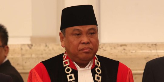 Pleno pemilihan Ketua MK baru, Arief Hidayat sampaikan permintaan maaf