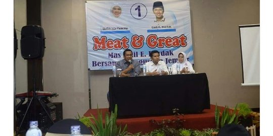 Spanduk Emil Dardak ini viral di sosmed