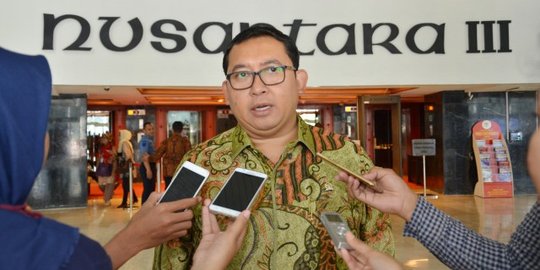 Fadli Zon harap Ketua MK yang baru bebas dari kepentingan politik