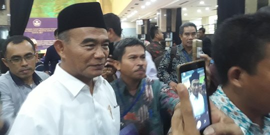 Mendikbud sebut hari pertama UNBK berjalan lancar