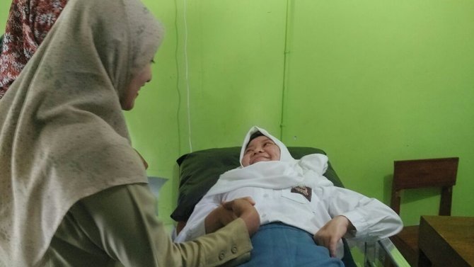 lastri lestari siswi smk negeri 1 pundong bantul ikut unbk