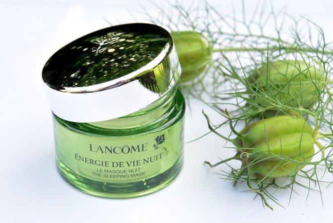 lancome energie de vie nuit the overnight recovery sleeping mask