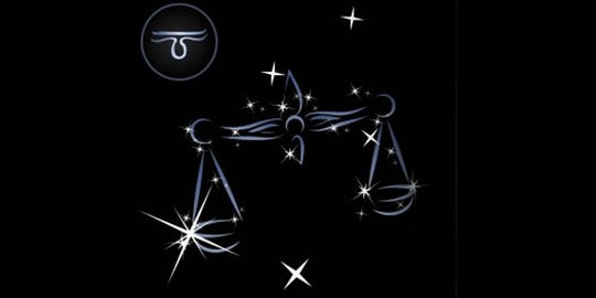 5 zodiak paling ahli memanjakan pasangan, cocok buat yang suka diemong