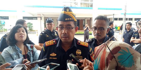 Per 3 April 2018, penerimaan Bea Cukai naik 17 persen