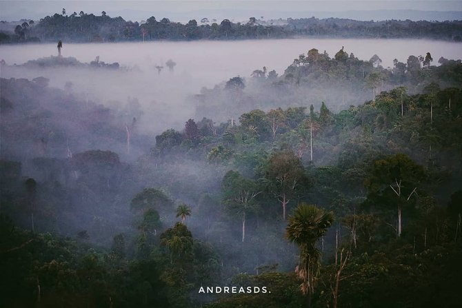 Cantiknya Pemandangan Dari Puncak Batu Dinding Wisata