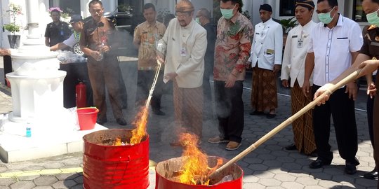 Kejari Solo musnahkan sabu, ekstasi hingga ciu hasil sitaan selama 1 tahun