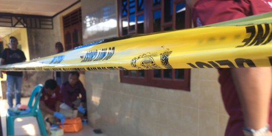 Polisi olah TKP Kompol F diduga tembak mati adik ipar