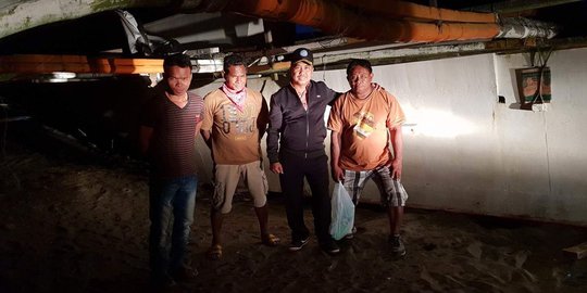 Tiga nelayan WNI hanyut hingga perairan Filipina diselamatkan penjaga pantai