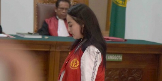 Sidang perdana kasus narkoba, Jennifer Dunn terlilit 3 pasal