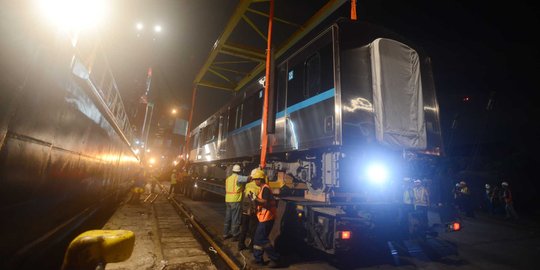 Gerbong MRT dari Jepang sudah tiba, ini pesan Menhub Budi dalam mengoperasikannya