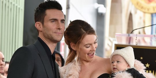 7 selebriti ganteng yang tobat playboy setelah temukan cinta sejati