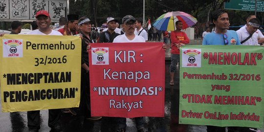 Pakar UI: Seharusnya memang transportasi umum bukan sepeda motor