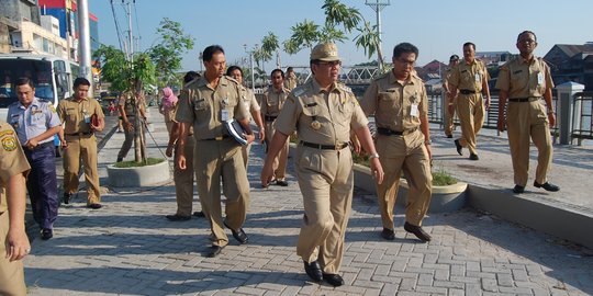 PNS harus bertugas saat cuti bersama mendapat tambahan cuti tahunan