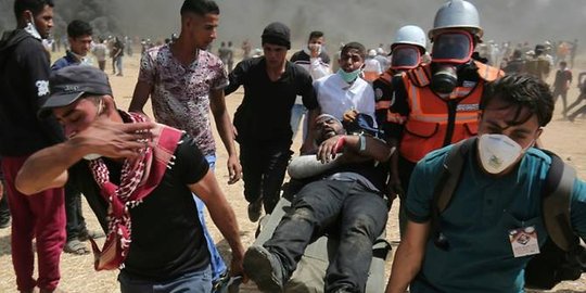 Pengunjuk rasa Palestina bentrok dengan tentara Israel, tujuh orang tewas ditembak
