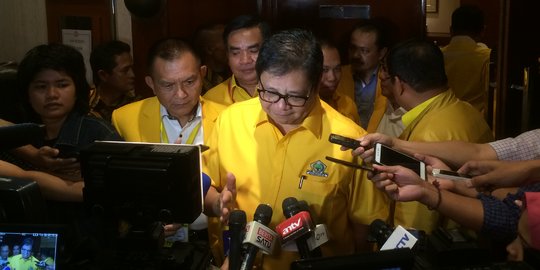 Demi kursi Cawapres buat Airlangga, Caleg Golkar diminta turun semua