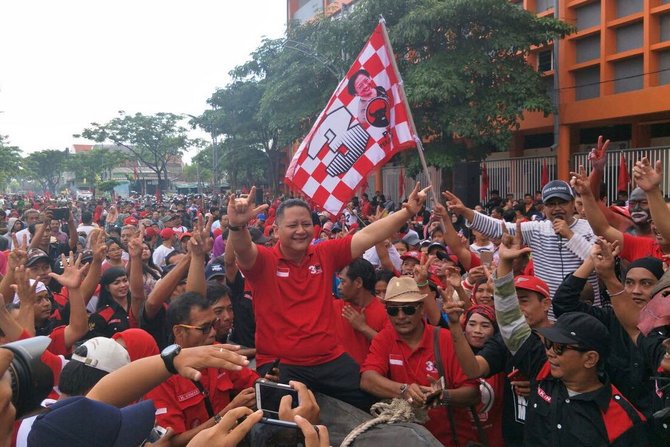 pdip jatim jalan sehat